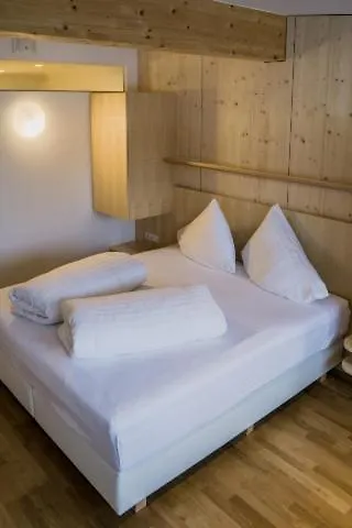 Hotel Gasthof Handl Schonberg im Stubaital 3*,